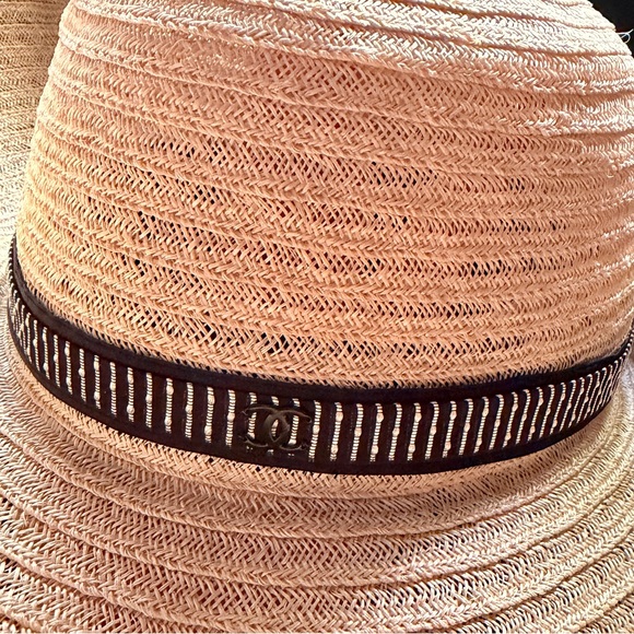 ✨Chanel Straw Hat | With Box | Resort Chic✨ - Picture 3 of 5